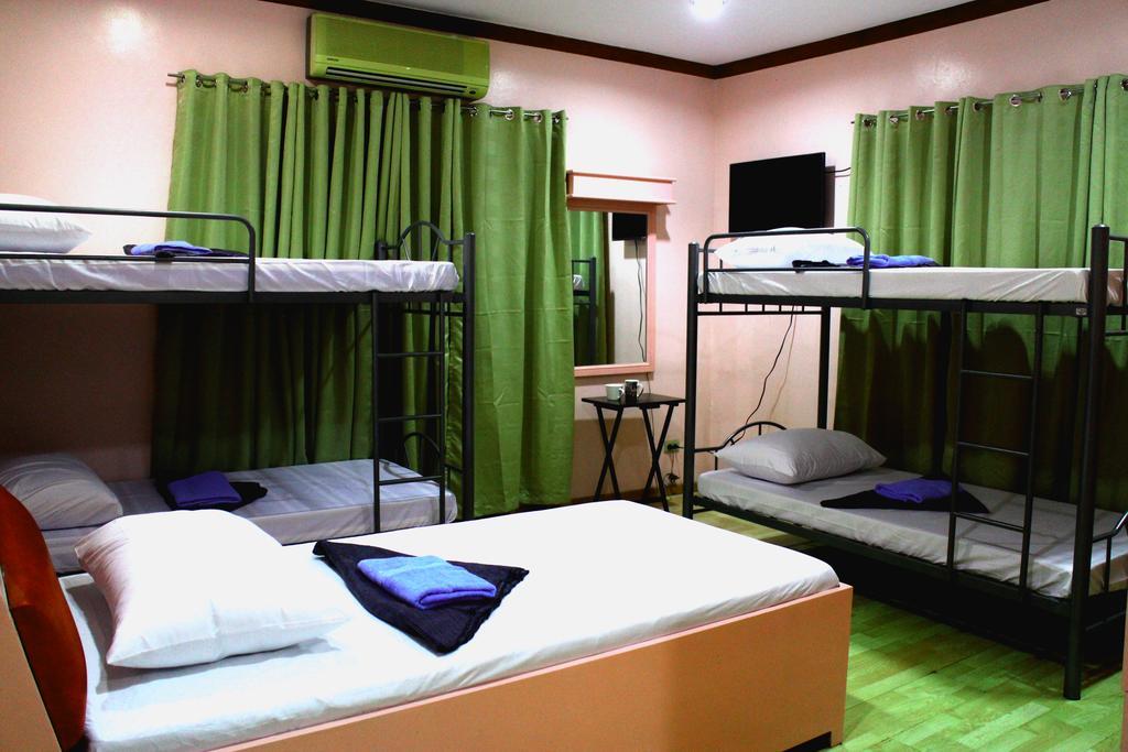 Tagaytay Garden Budgetel - City Center 大雅台 客房 照片