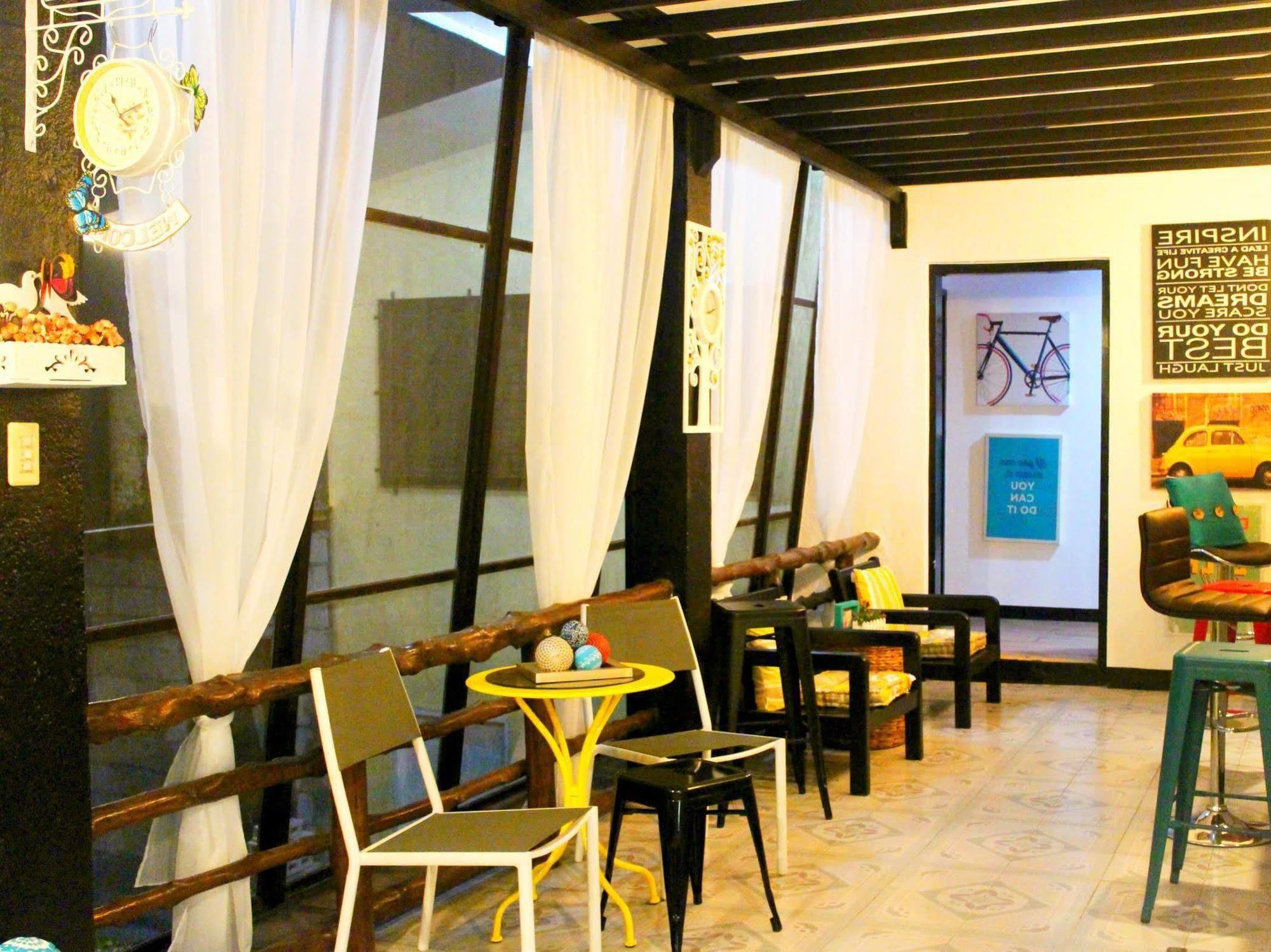 Tagaytay Garden Budgetel - City Center 大雅台 外观 照片
