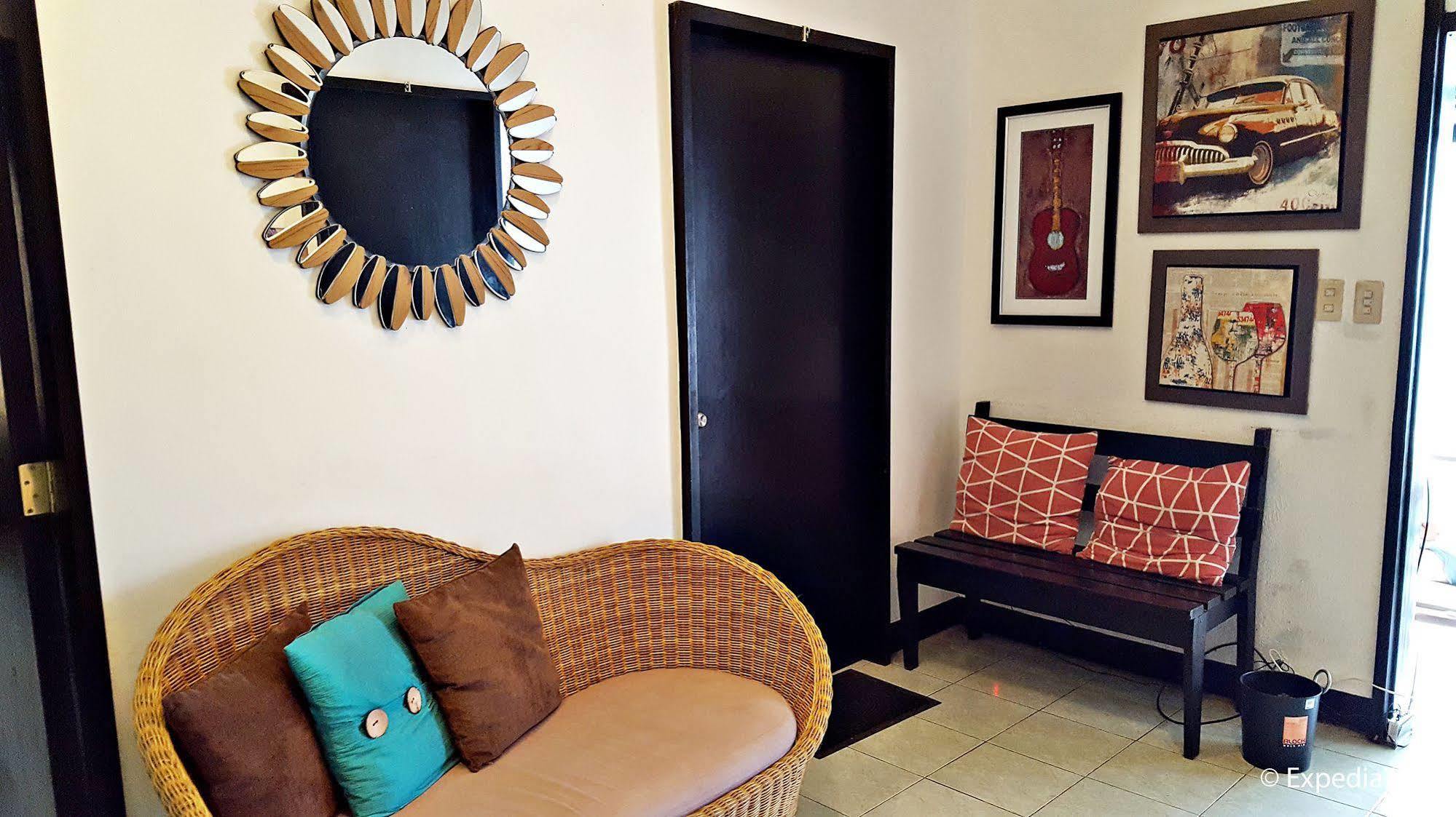 Tagaytay Garden Budgetel - City Center 大雅台 外观 照片